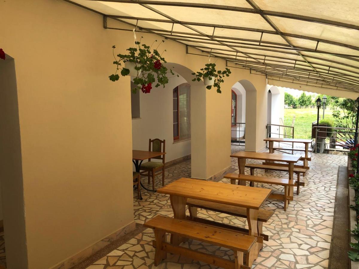 Janka Villa Calugareni  Bagian luar foto